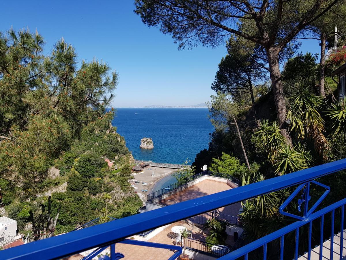 Hotel Oriente Vico Equense Bagian luar foto