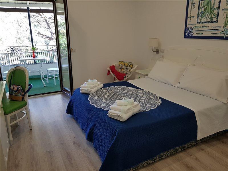 Hotel Oriente Vico Equense Bagian luar foto