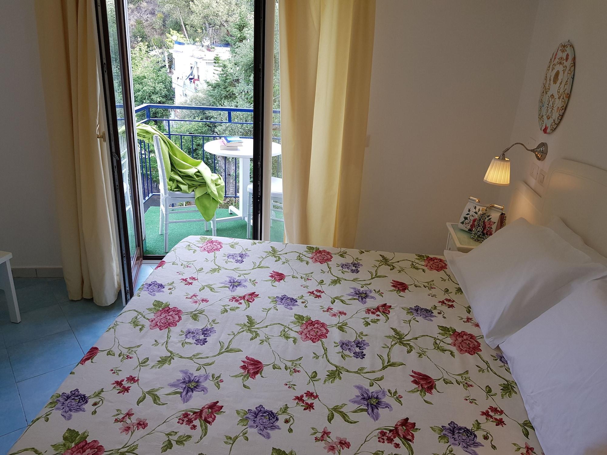 Hotel Oriente Vico Equense Bagian luar foto