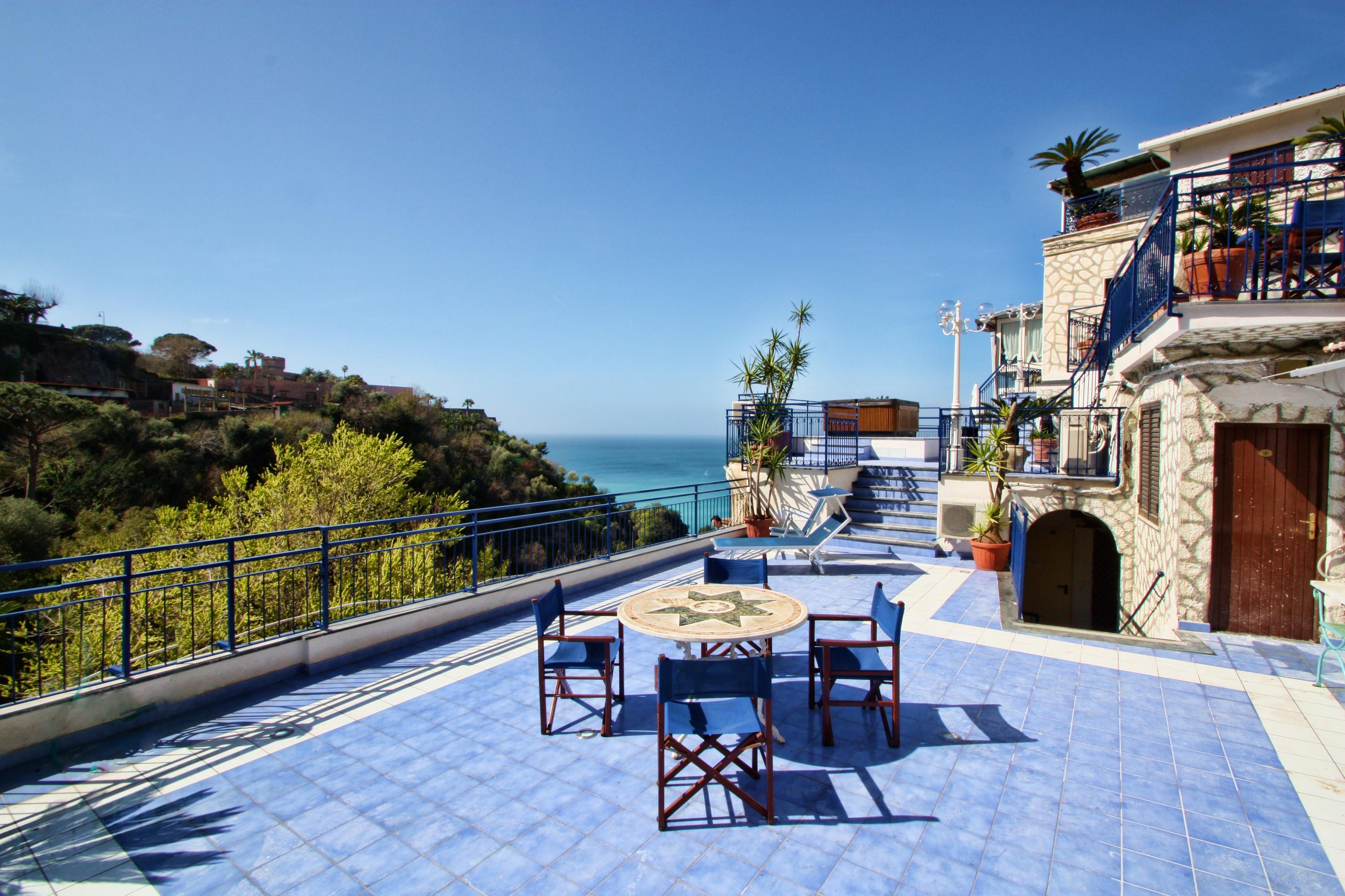 Hotel Oriente Vico Equense Bagian luar foto